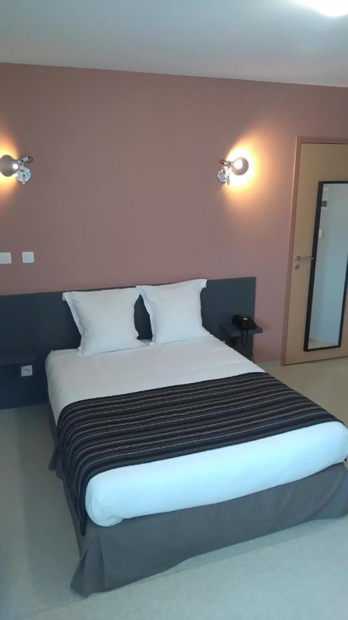 Fasthotel Le Rale Des Genets - Un Hotel Fh Collection Dun-sur-Meuse 외부 사진
