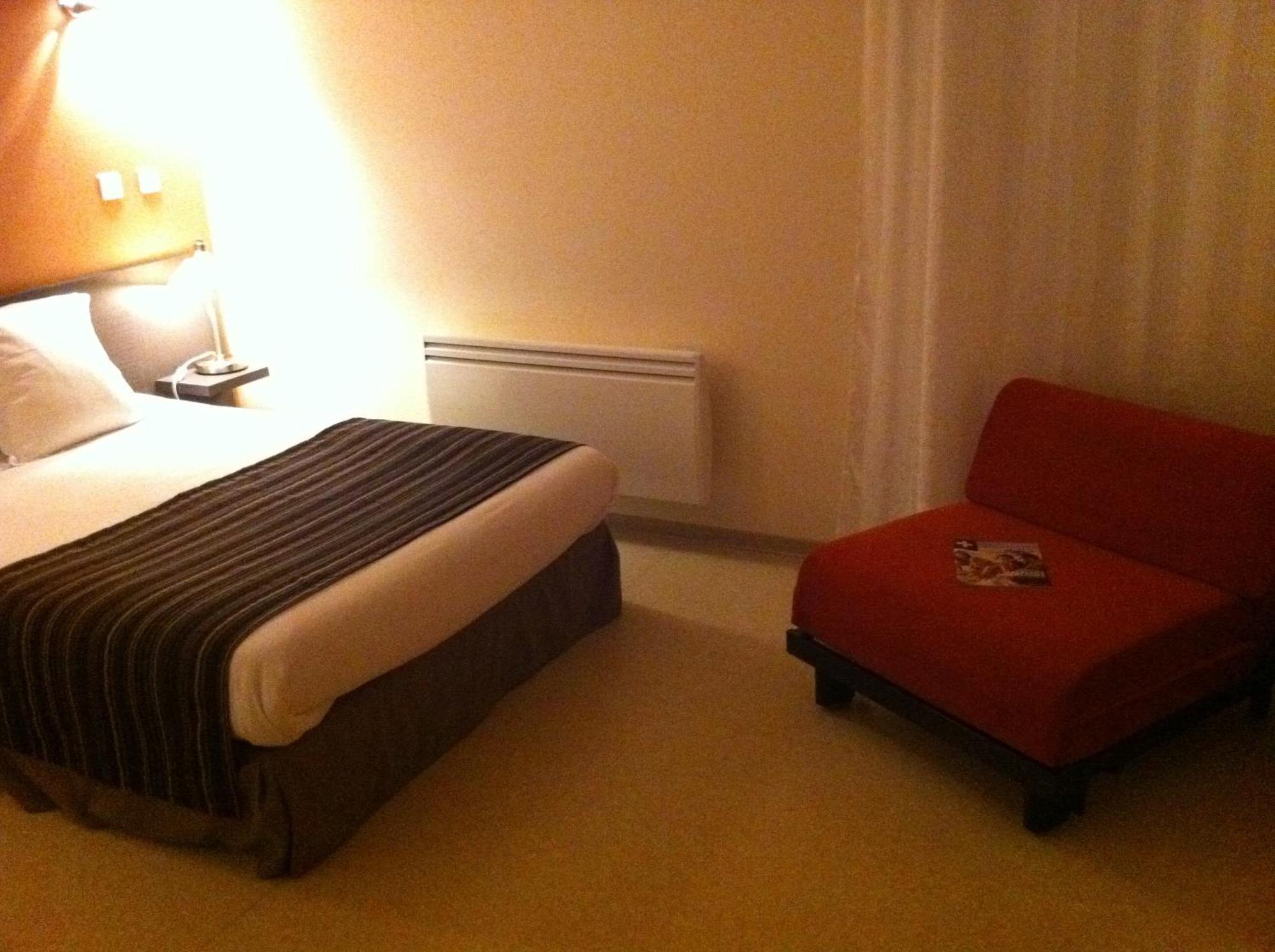 Fasthotel Le Rale Des Genets - Un Hotel Fh Collection Dun-sur-Meuse 외부 사진